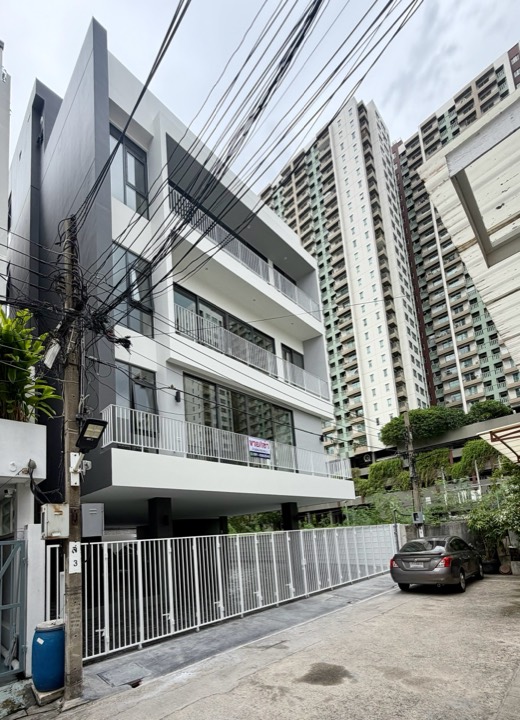 ภายนอก 003 - Facade / ภายนอก