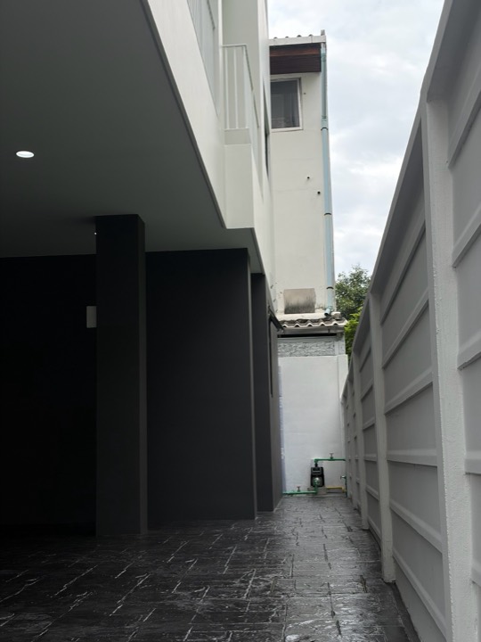 ภายนอก 008 - Facade / ภายนอก