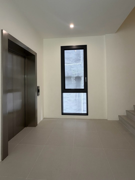 ลิฟต์และทางสัญจร 060 - Lift / ระบบสัญจร